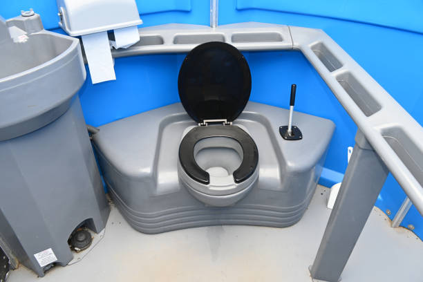 Portable Toilet Options We Offer in Sheldon, IL